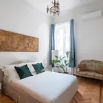 Appartement Duomo 7 Min - Historic Luxury 3 Bedrooms With Parking
