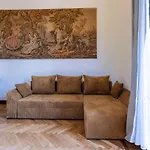 Duomo 7 Min - Historic Luxury 3 Bedrooms With Parking Appartement Milan