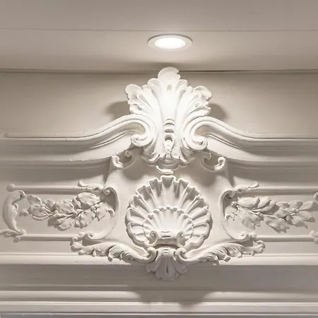 Appartamento Duomo 7 Min - Historic Luxury 3 Bedrooms With Parking Milano